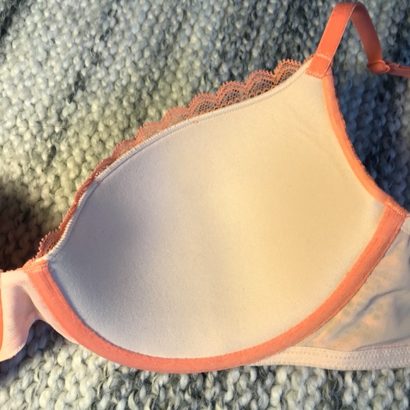 NWOT VICTORIA'S SECRET Unlined Lace Demi Bra 32D - Picture 7 of 7